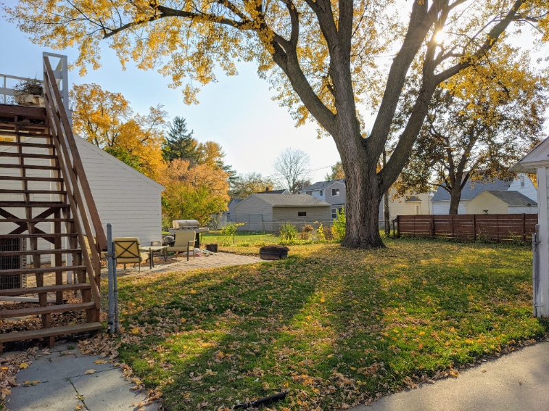 Building Photo - 1215 7th Ave SE