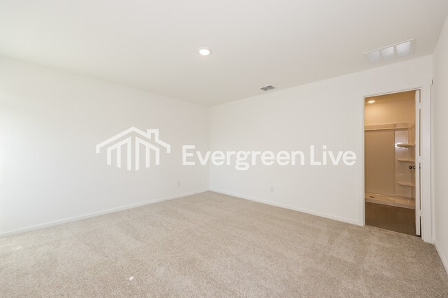 Building Photo - 10512 Desert Hawk Cir