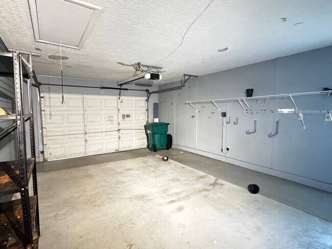 Building Photo - 8449 SW 106th Pl
