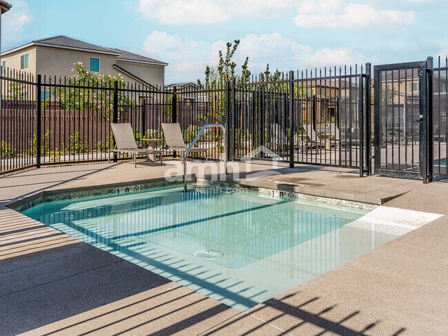 Building Photo - 6139 Theodore St