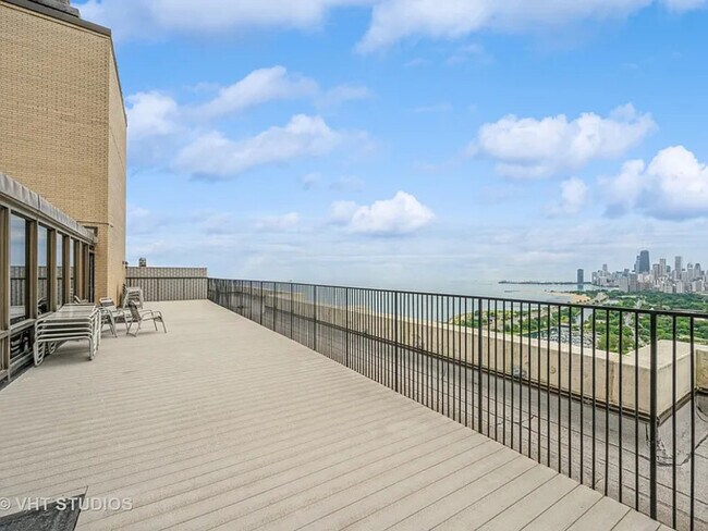 Building Photo - 2800 N Lake Shore Dr
