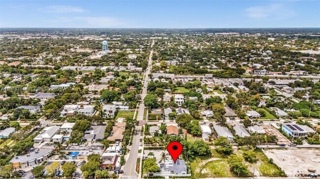 Building Photo - 394 SE 5th Ave