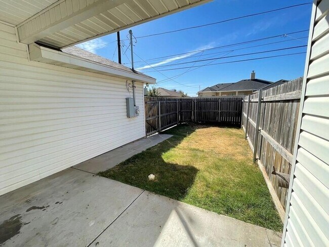 Building Photo - 4713 Harvard Ave