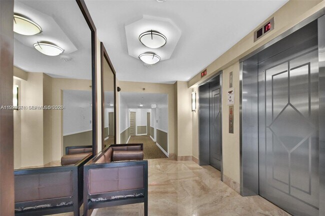 Building Photo - 300 Three Islands Boulevard
