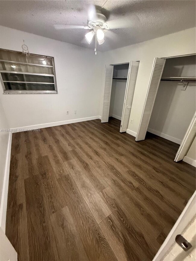 Building Photo - 1085 W 68th St