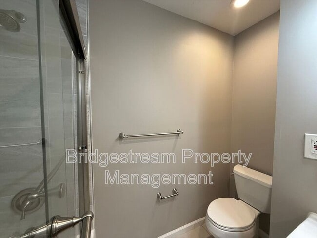 Building Photo - 4508 E Venetian Way