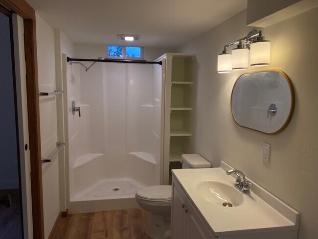 Building Photo - 1655 J St