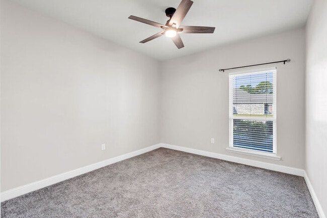 Building Photo - 9512 Mallette Dr