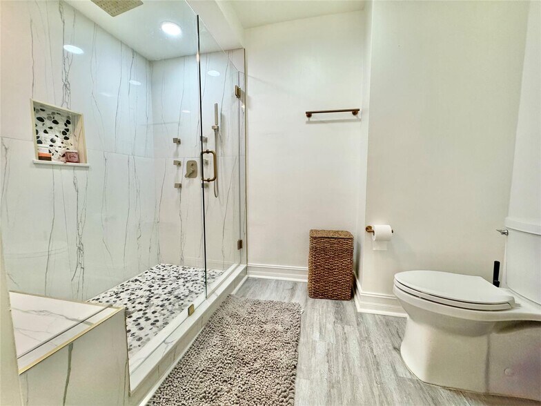 Building Photo - 3424 Spring Bluff Pl