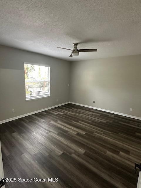 Building Photo - 1030 Venetian Dr