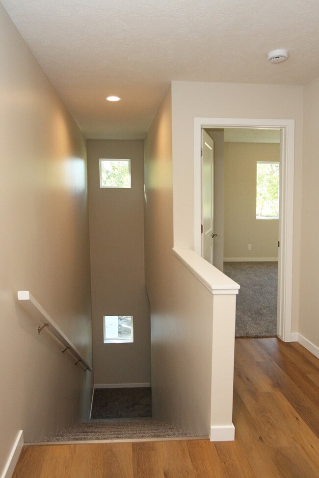 Building Photo - 5226 Bancroft Ave