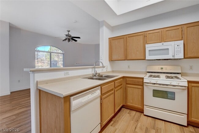 Building Photo - 700 Carnegie St