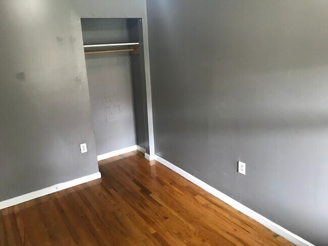 Building Photo - 47 Elberon Pl