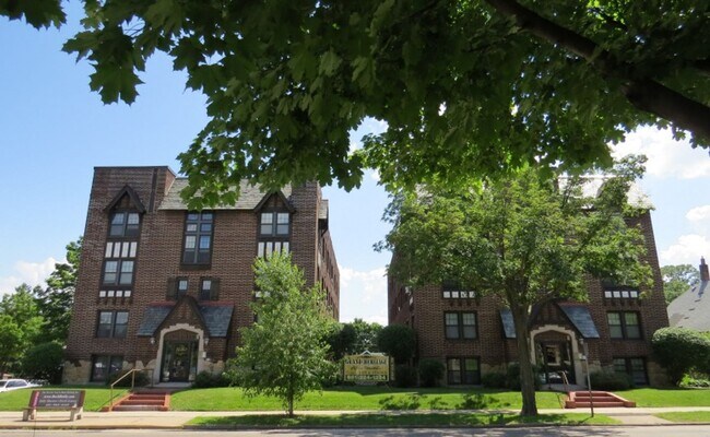 Building Photo - Grand Heritage Apartments