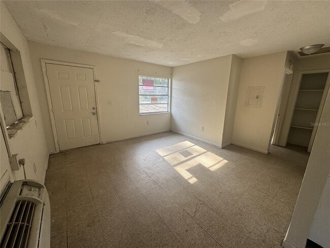 Building Photo - 505 Kilgore St