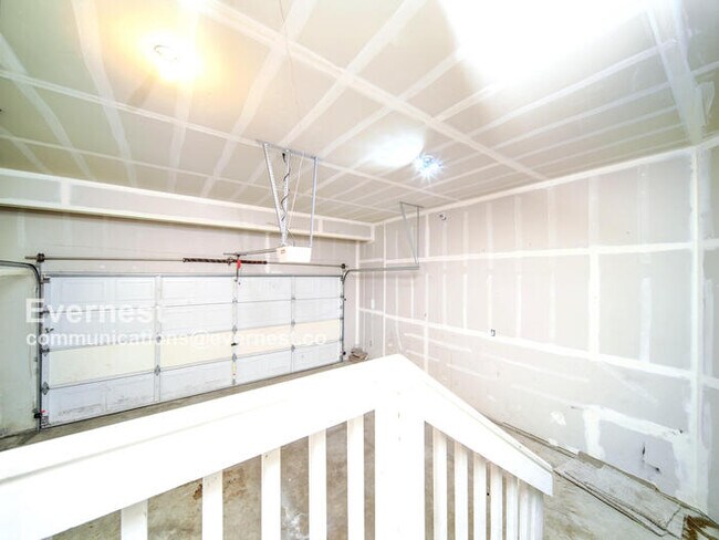 Building Photo - 13419 11th Pl W