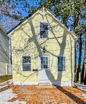 Building Photo - 7 Gows Ln