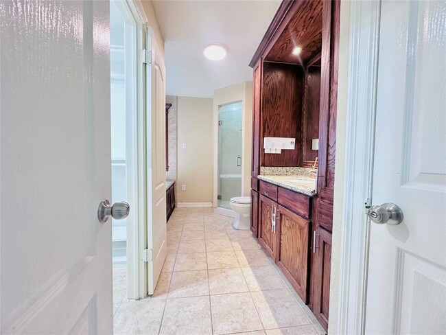 Building Photo - 7419 San Morino Dr
