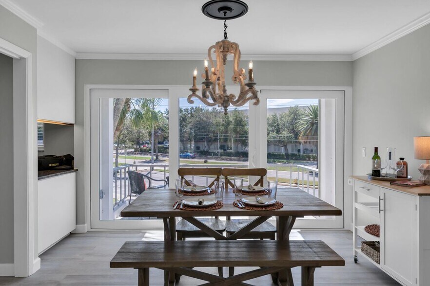 Building Photo - 311 Island Way