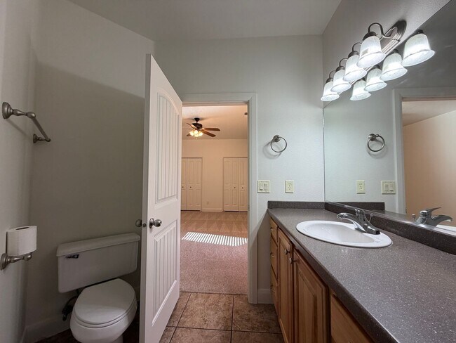 Building Photo - MCKENNA COTTAGES FOR RENT IN DOWNTOWN ST. GEORGE!