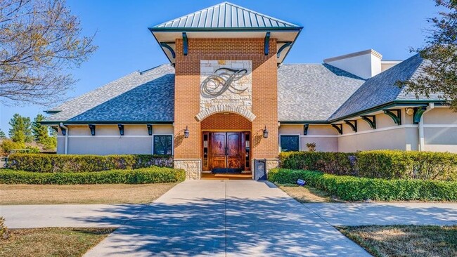 Building Photo - 7414 Birmingham Forest Dr