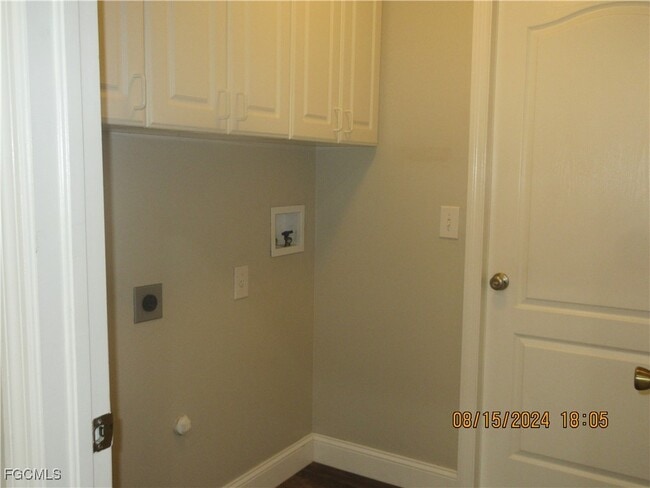 Building Photo - 459 NE 3rd Ave