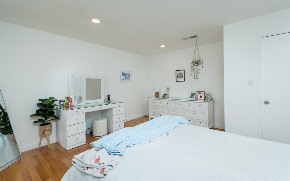 Building Photo - 783 Starlight Heights Dr