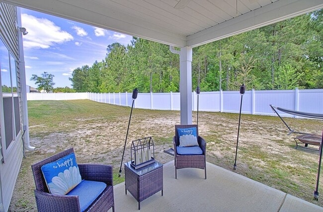 Building Photo - 147 Enclave Wy