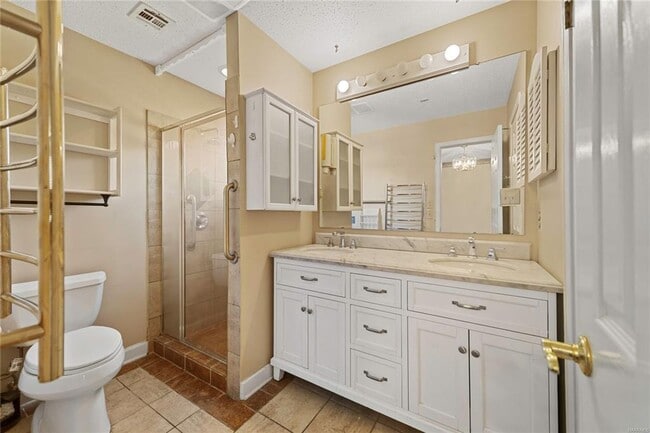 Building Photo - Beautiful 5BR/2BA Home in Montgomery, AL