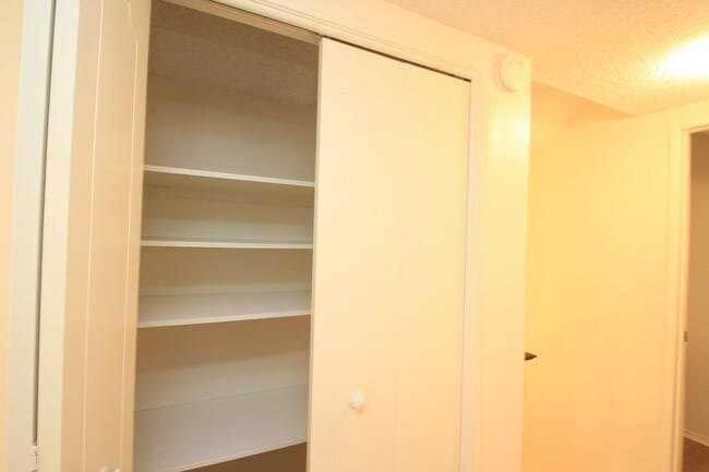 Building Photo - Welcome to this beautifully refreshed 4-bedroom, 2-bath two-story home located in desirable North...