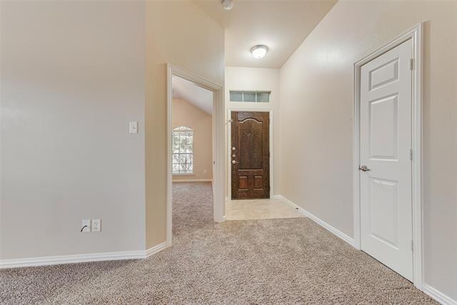 Building Photo - 621 Tumbleweed Dr