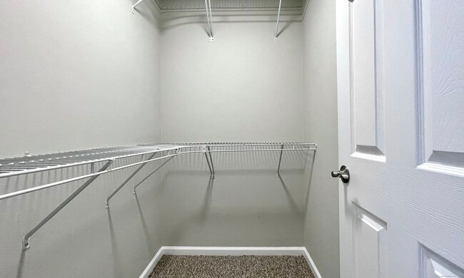 Building Photo - 68 W Main St