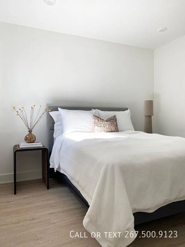 Building Photo - 2605 E Boston St