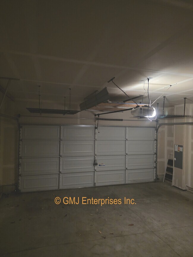 Building Photo - 9912 198th Ave Ct E