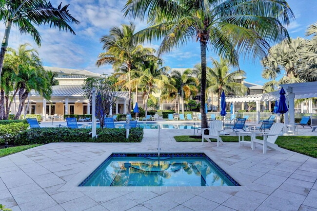 Building Photo - 444 Bay Colony Dr N
