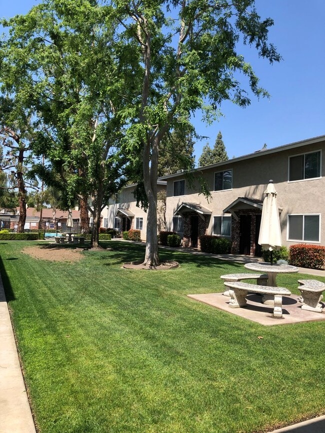 Building Photo - Beautiful Condo for Rent