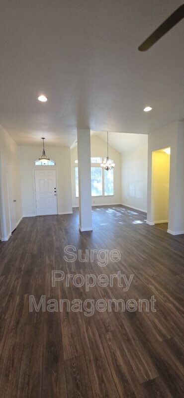 Building Photo - 629 Dorchester Dr