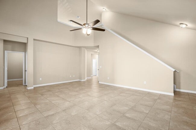 Building Photo - 16440 Pienza Dr