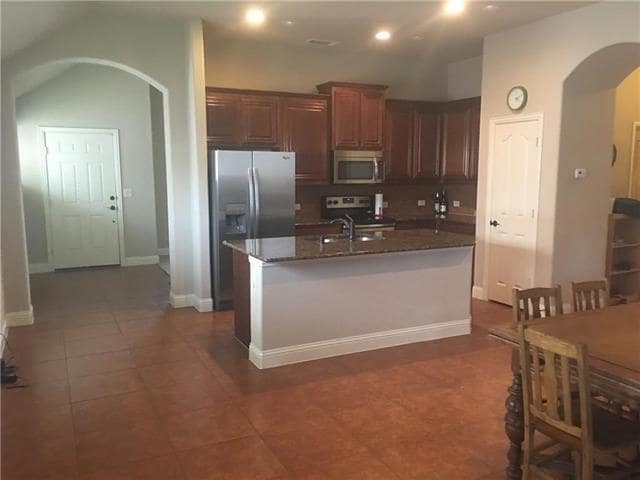 Building Photo - 132 Stanley Falls Dr