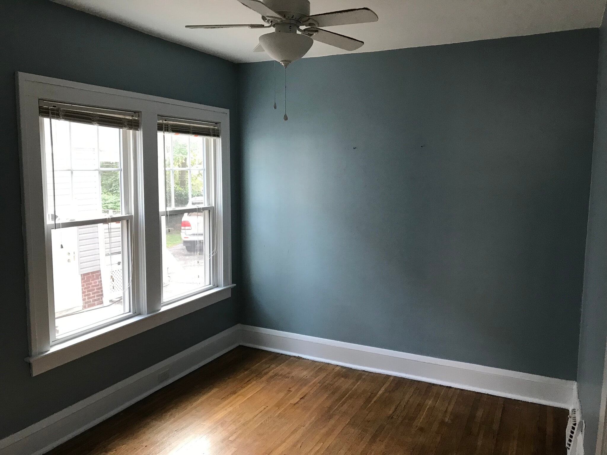 Building Photo - 1533 Warren Rd