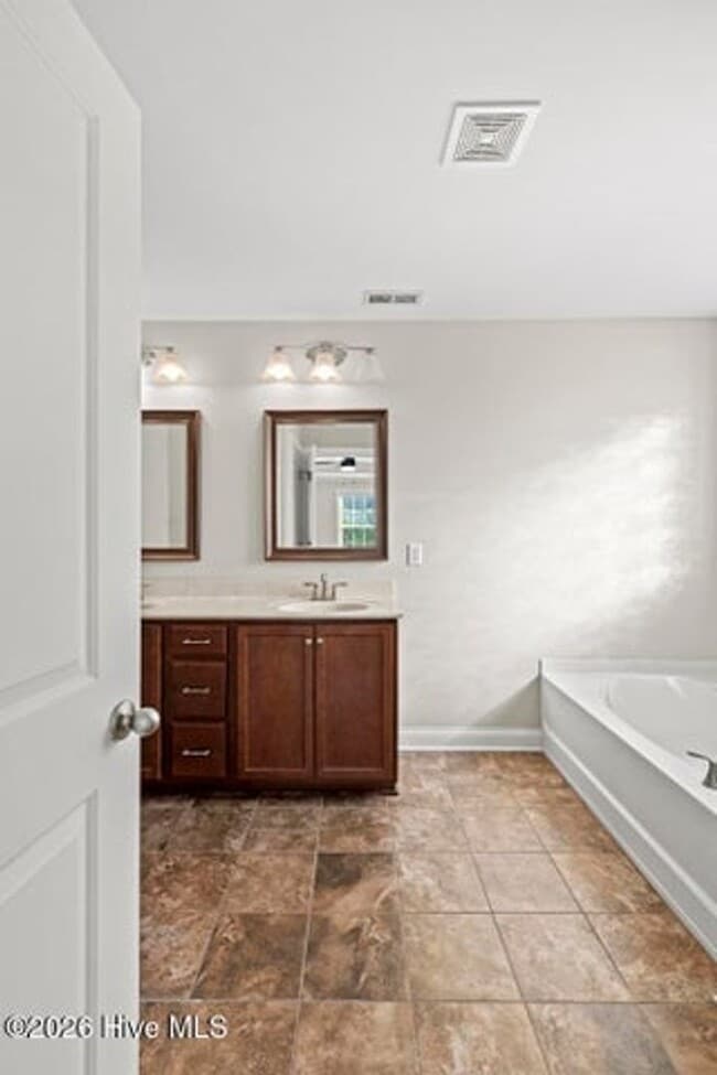 Building Photo - 408 Canvasback Ln