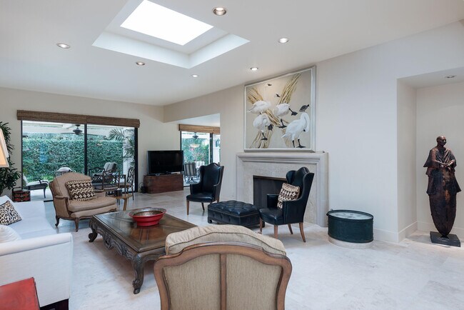 Building Photo - 3 Cornell Dr