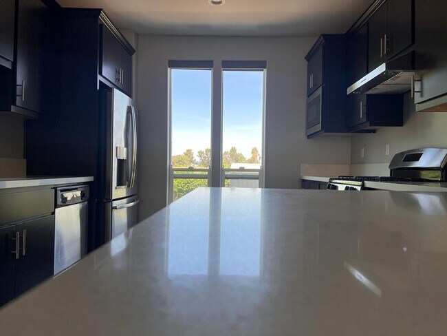 Building Photo - 1010 Mud Pie Ln