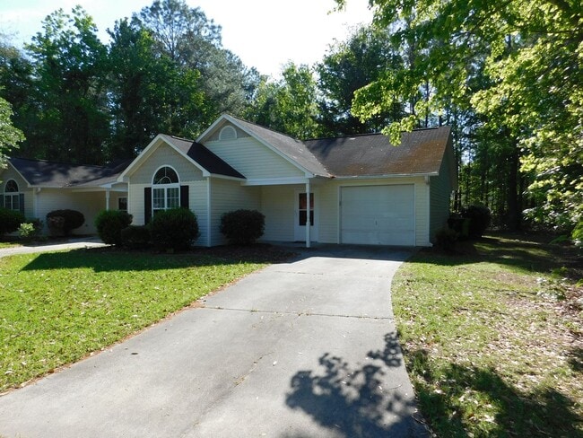 Building Photo - 208 Tobiano Dr