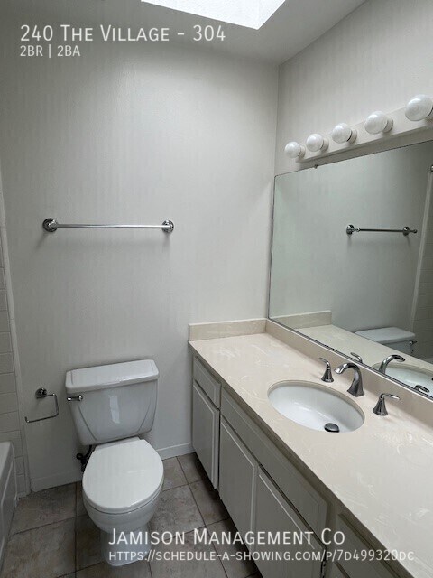 Building Photo - 240 The Vlg