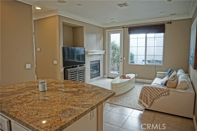 Building Photo - 8 Stone Turret Ct