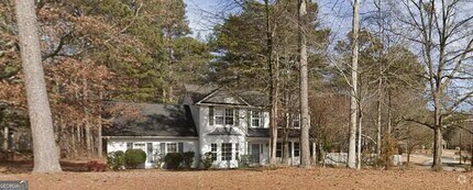 Building Photo - 8606 Foxridge Dr