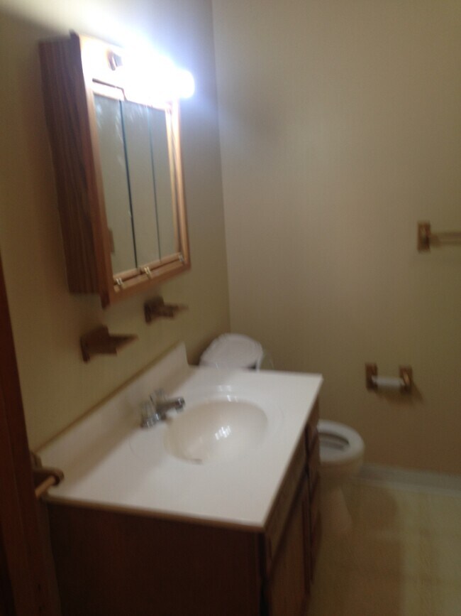 Building Photo - 5309 Starling Dr