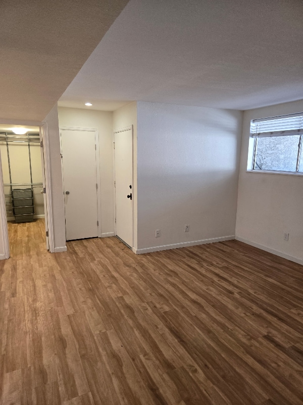 Building Photo - 5300 E Cherry Creek S Dr