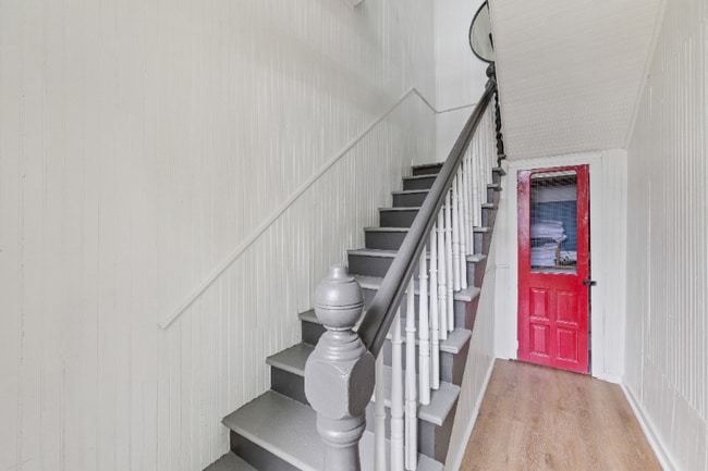 Building Photo - 311 Chatham St